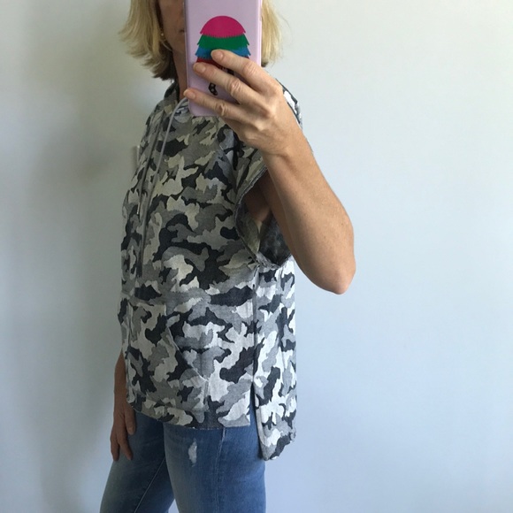 Hooded Camouflage Top - Picture 6 of 8